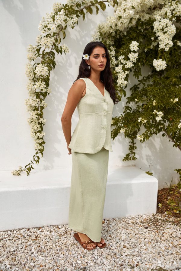 Seaside Haven Linen Vest Top Green - Image 7