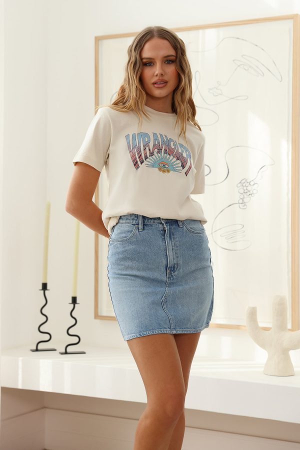 WRANGLER Classic Recycled Cotton Tee Spiralling Ecru - Image 3