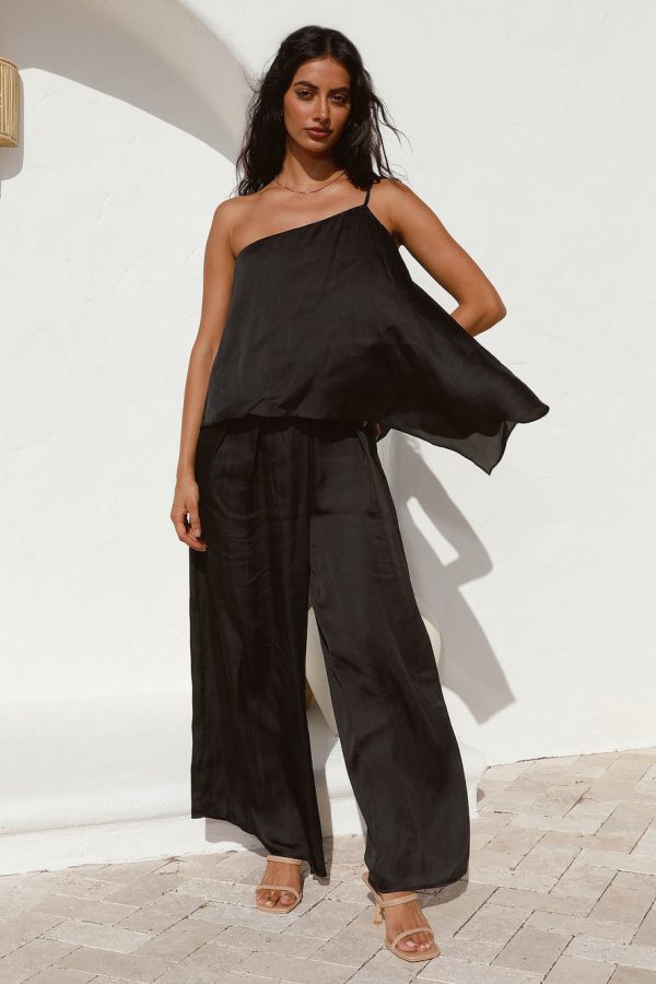 Moving In Crop Top Black - Image 6