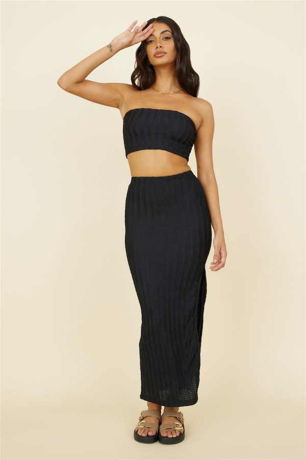 Poolside Adventure Crop Top Black - Image 2